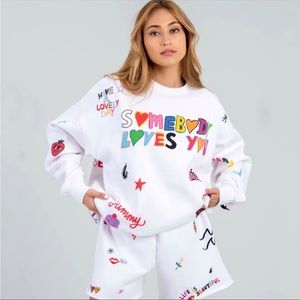 Mayfair Somebody Loves you Short set